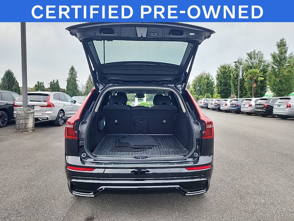 Certified 2026 Volvo XC60 B5 Plus AWD/4WD image 17