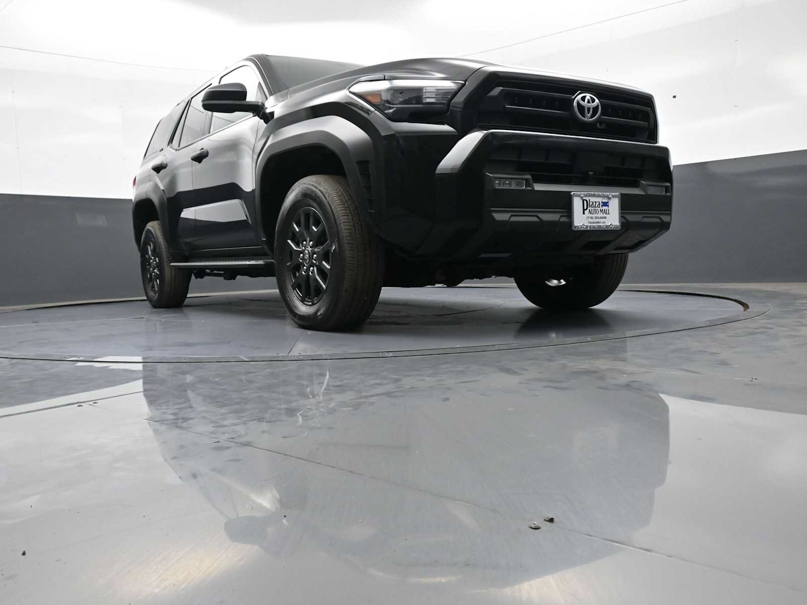 Certified 2025 Toyota 4Runner SR5 AWD/4WD image 27