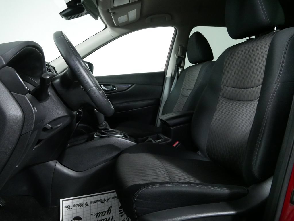 Used 2020 Nissan Rogue SV AWD/4WD image 15