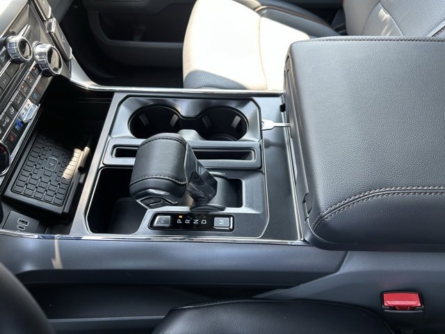 New 2025 Ford F150 Lariat w/ Equipment Group 502A High image 24