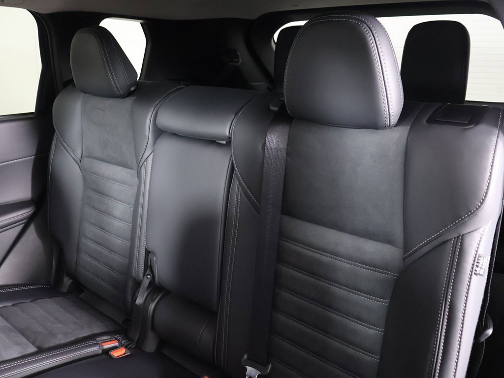 New 2025 Mitsubishi Outlander SE image 36