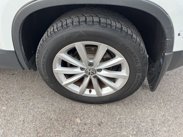 Used 2017 Volkswagen Tiguan Wolfsburg Edition image 20