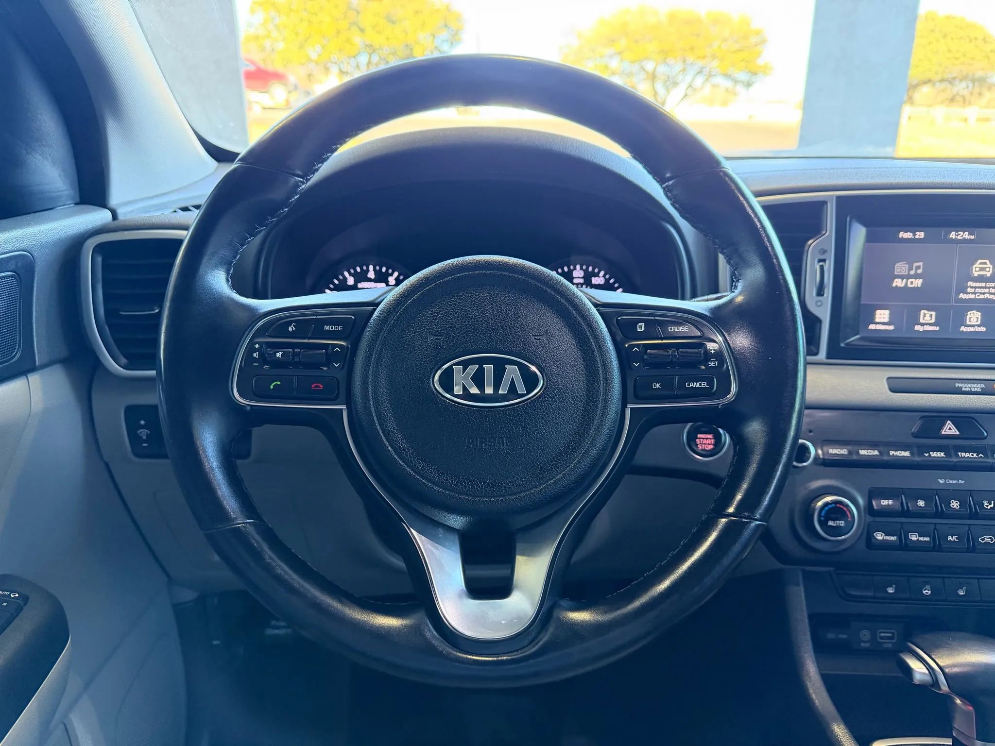 Used 2017 Kia Sportage EX w/ EX Premium Package image 10