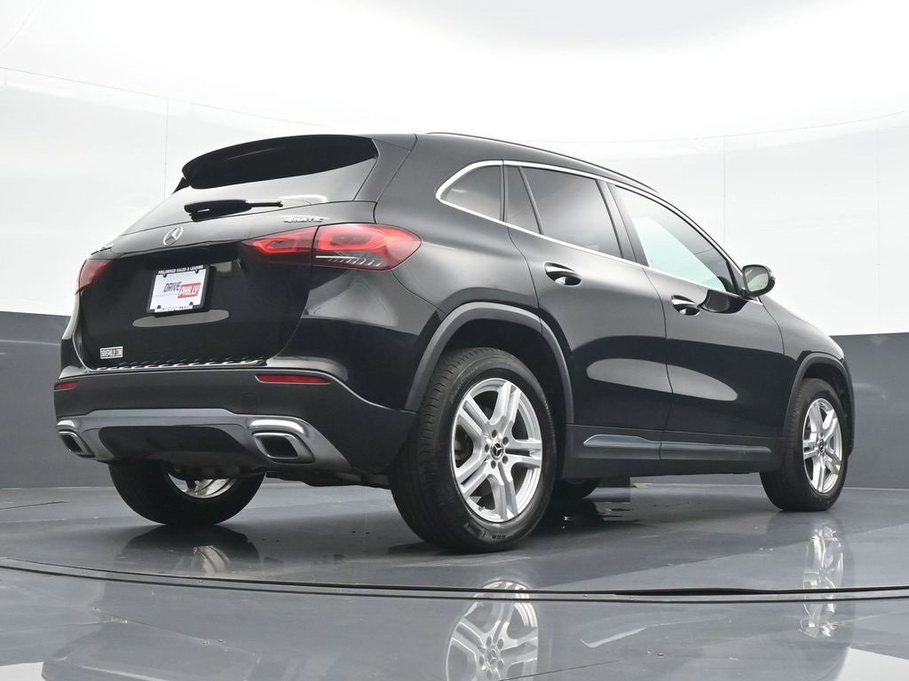 Used 2023 Mercedes-Benz GLA 250 4MATIC w/ Premium Package image 21