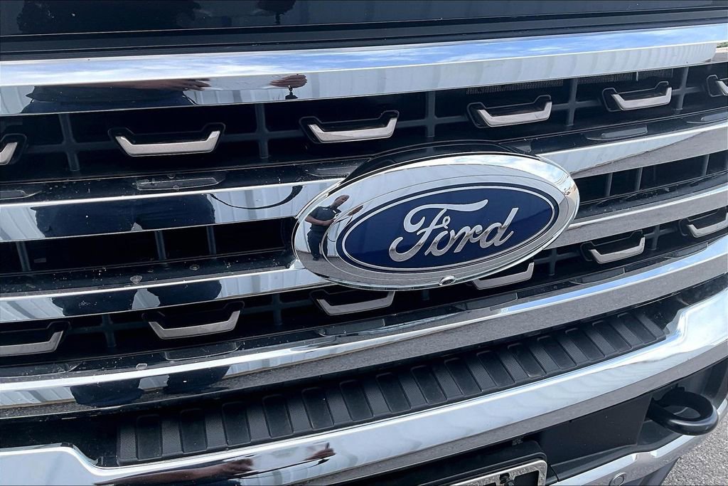 Used 2025 Ford F250 King Ranch w/ Chrome Package AWD/4WD image 31