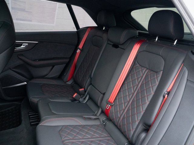 New 2025 Audi SQ8 Prestige image 9