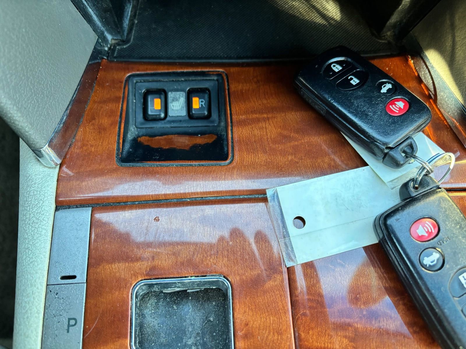 Used 2011 Toyota Camry XLE w/ XLE Extra-Value Pkg #1 image 24