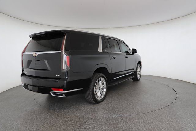 Used 2022 Cadillac Escalade ESV Premium Luxury image 17