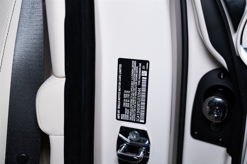 Used 2026 Rolls-Royce Phantom Sedan RWD image 26