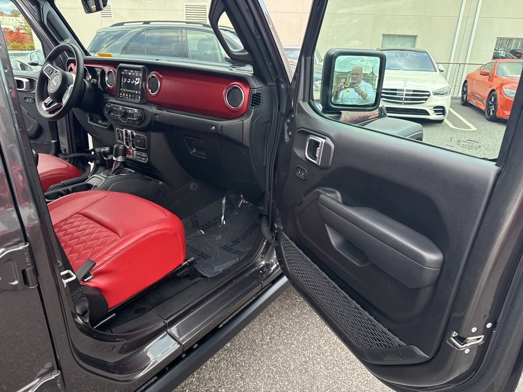 Used 2023 Jeep Gladiator Rubicon w/ LED Lighting Group image 39