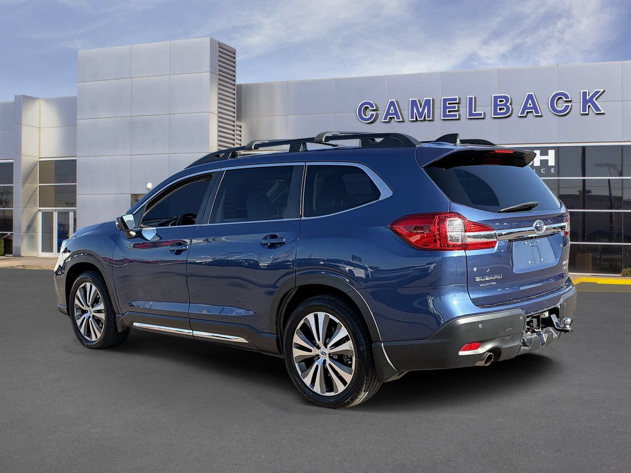 Used 2021 Subaru Ascent Limited w/ Technology Package AWD/4WD image 4