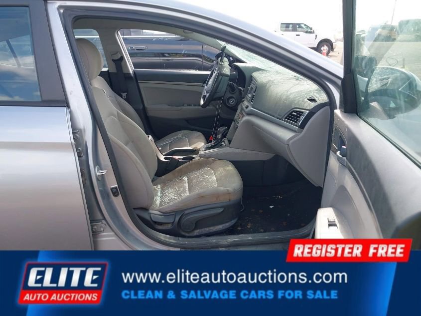 Used 2017 Hyundai Elantra SE image 9