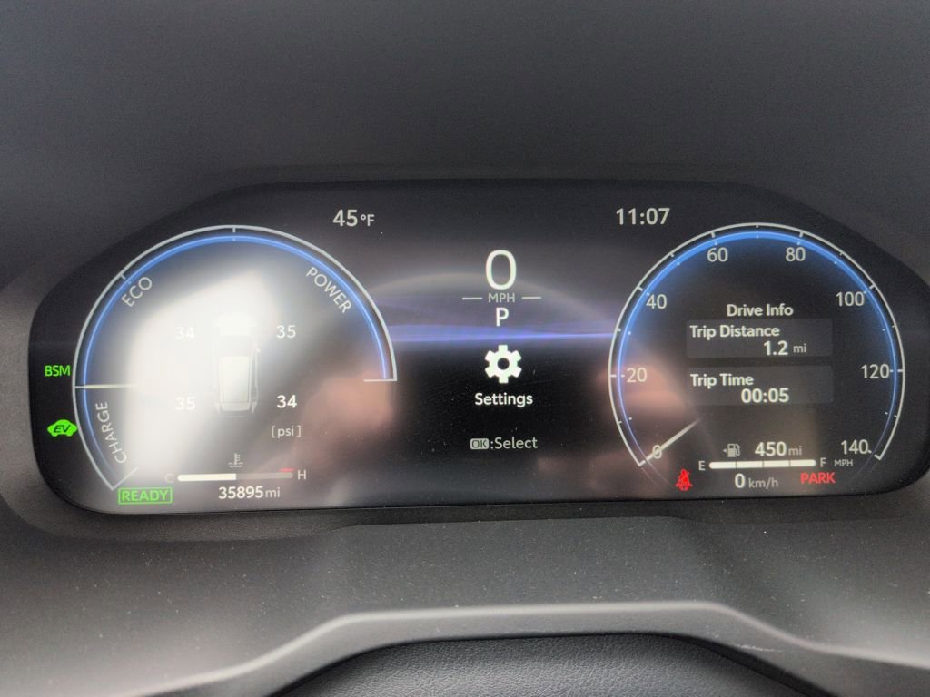 Used 2024 Toyota RAV4 Limited w/ Advanced Technology Package image 15