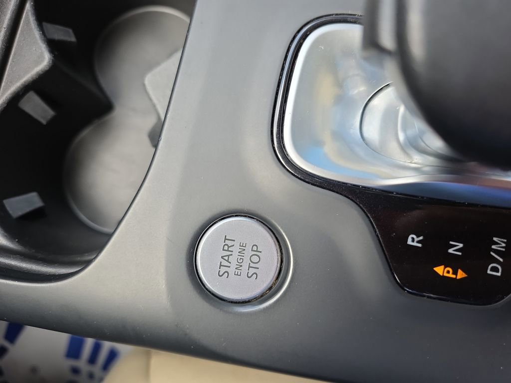 Used 2019 INFINITI QX50 Luxe w/ Navigation Package image 29