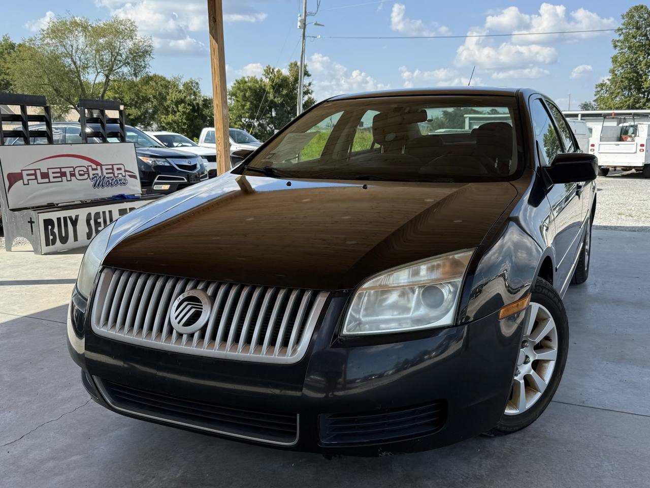 Used 2009 Mercury Milan FWD image 4