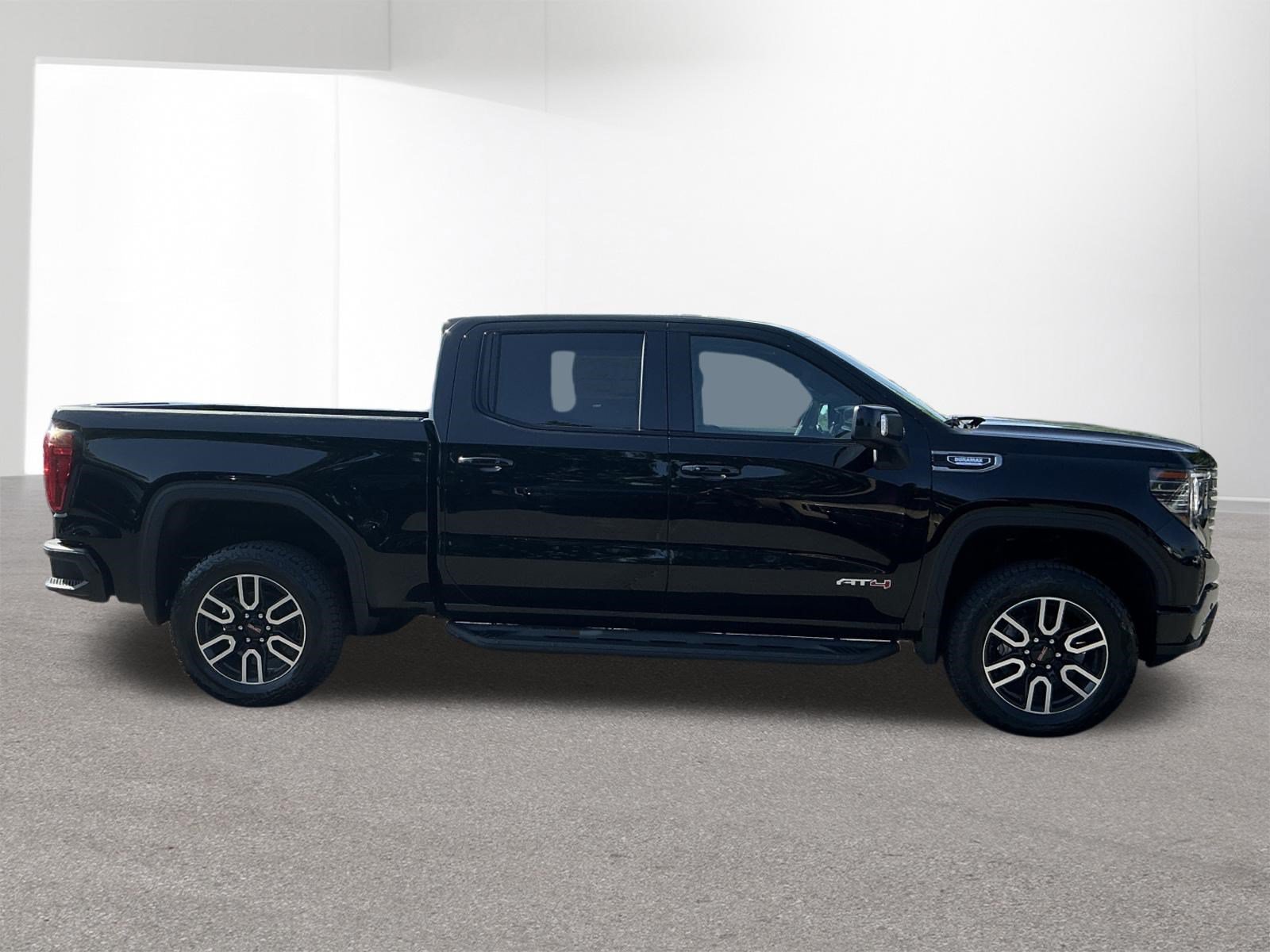 New 2026 GMC Sierra 1500 AT4 w/ AT4 Premium Package AWD/4WD image 2