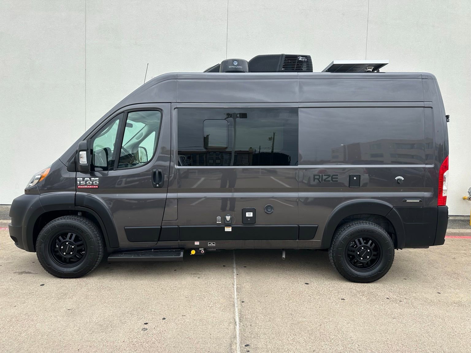 Used 2021 RAM ProMaster 1500 w/ Convenience Group FWD image 4