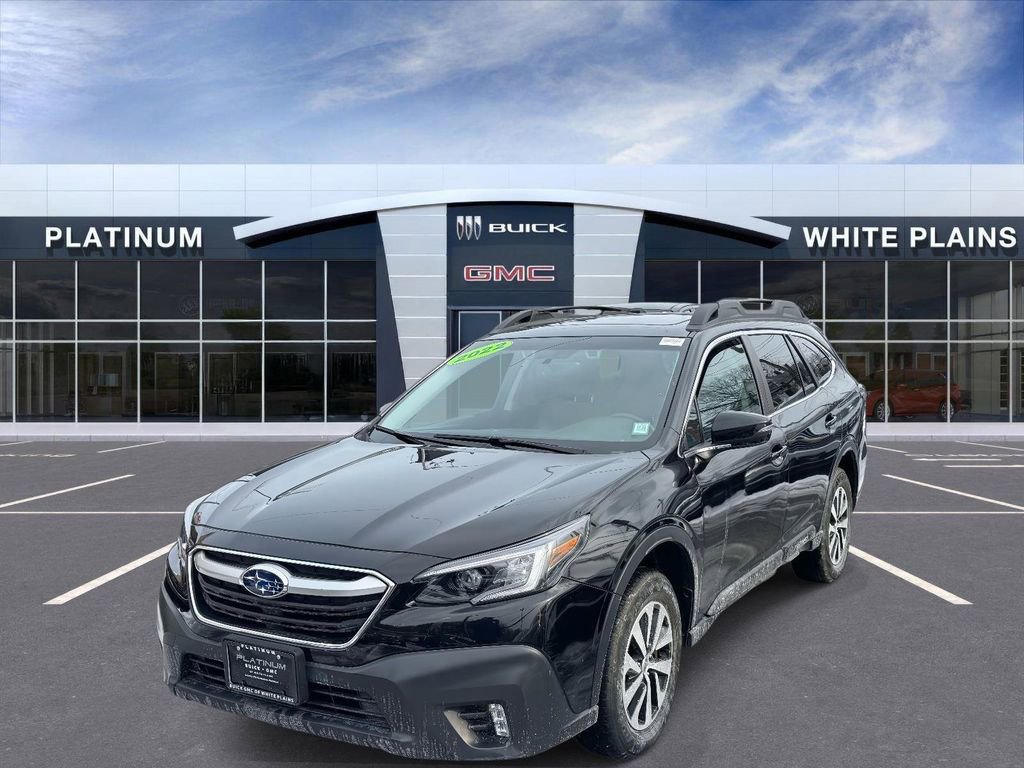 Used 2022 Subaru Outback Premium image 4