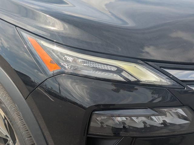 Used 2024 Nissan Rogue SV w/ SV Premium Package FWD image 9
