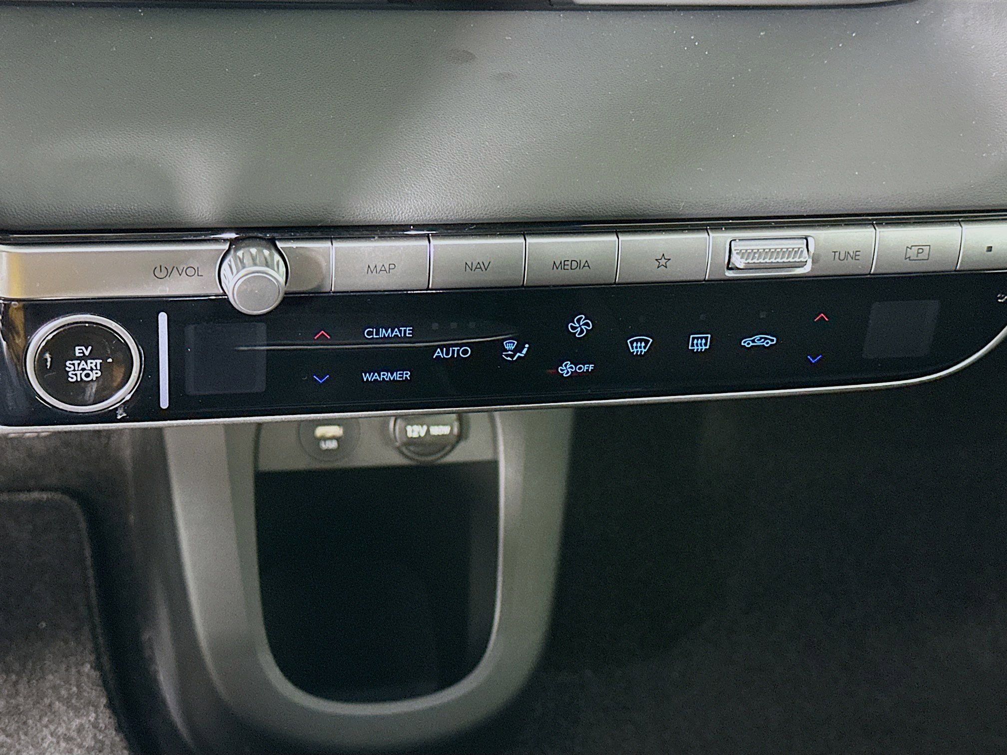 Used 2024 Hyundai Ioniq 5 SEL image 24