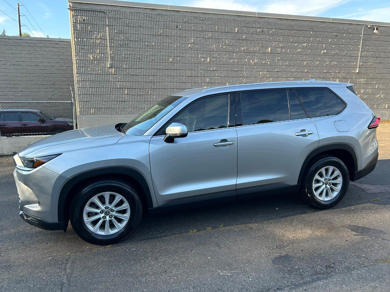 Used 2024 Toyota Grand Highlander AWD Hybrid image 8