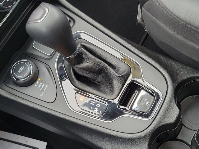 Certified 2021 Jeep Cherokee Limited w/ Elite Package image 25