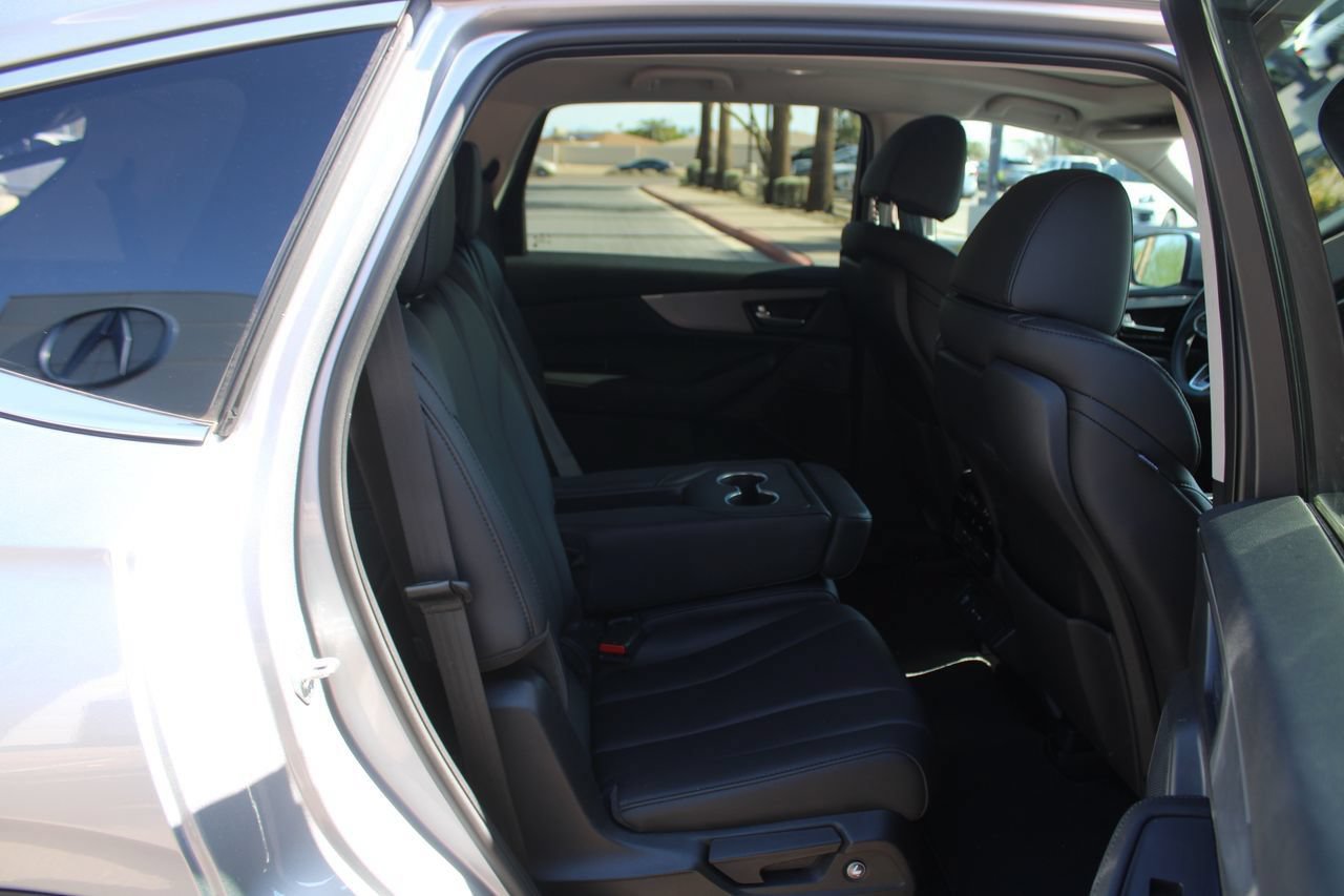 Used 2026 Acura MDX FWD image 17