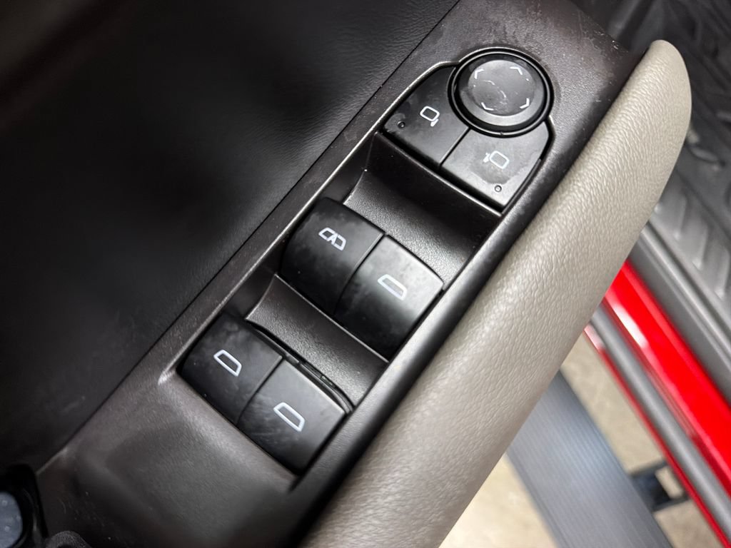 Used 2024 Chevrolet Colorado ZR2 w/ ZR2 Bison Edition AWD/4WD image 17