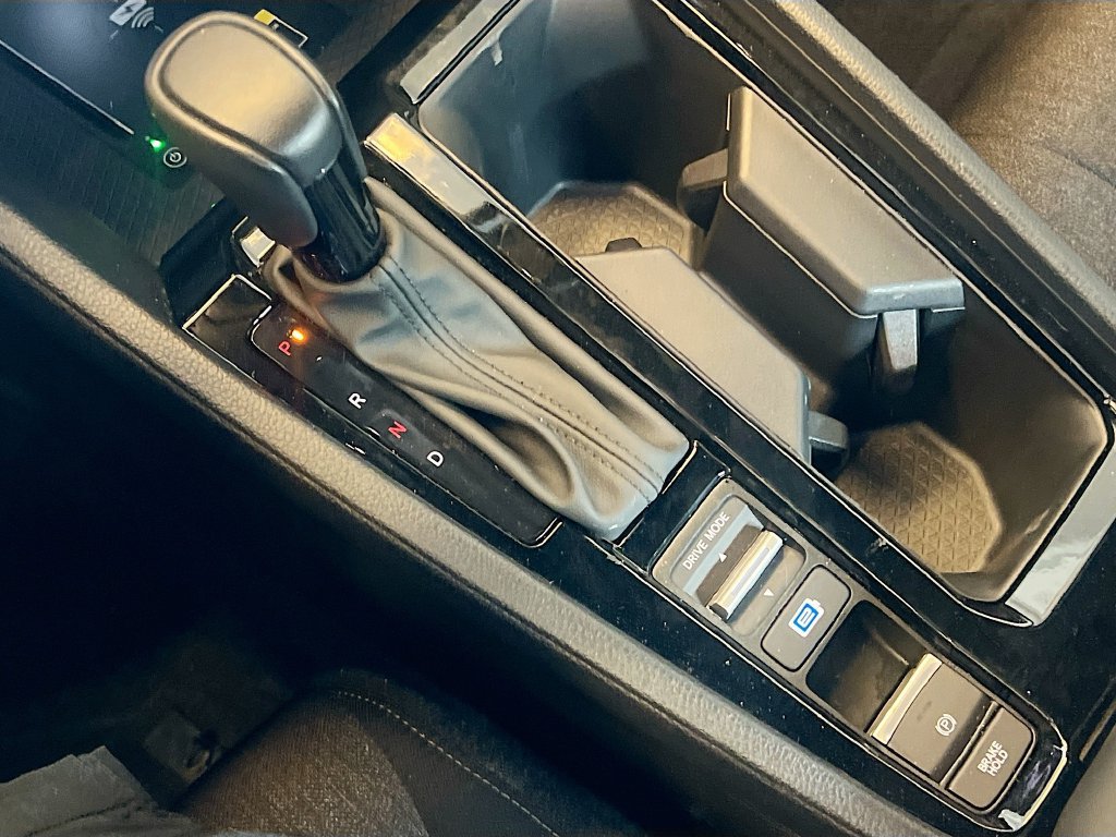 Used 2025 Honda Accord Sport image 16