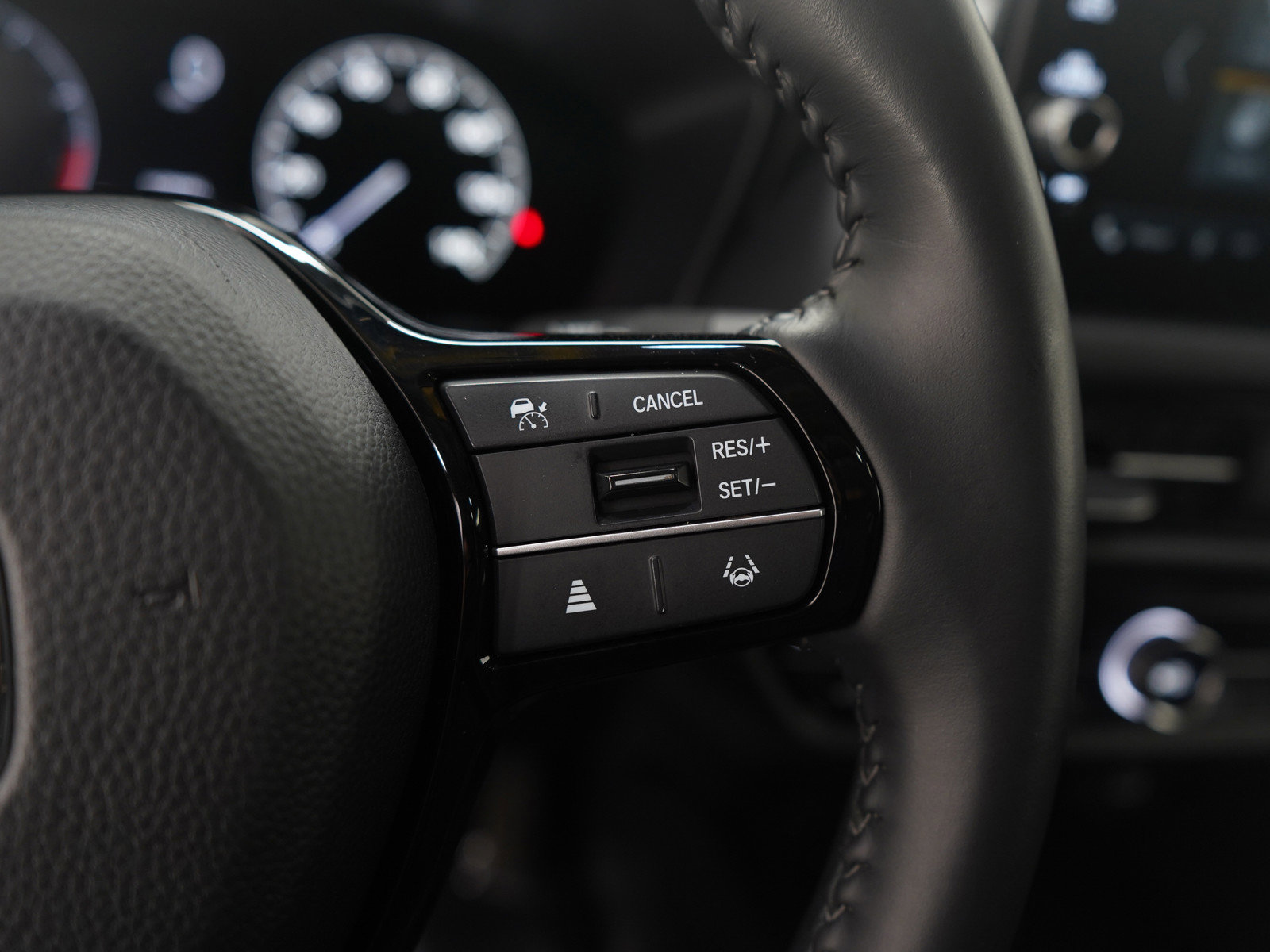 Used 2023 Honda HR-V EX-L image 24