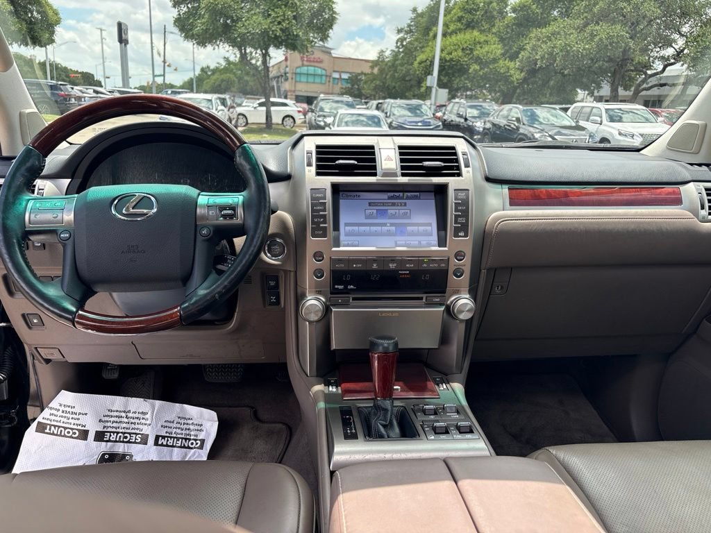 Used 2013 Lexus GX 460 Premium AWD/4WD image 17