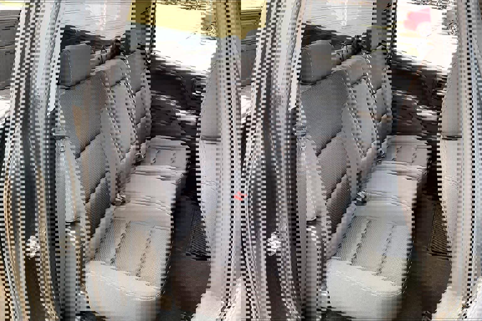 Used 2018 Chevrolet Silverado 1500 LT w/ All Star Edition image 18