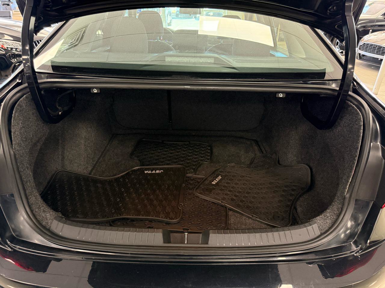 Used 2022 Volkswagen Jetta S image 24