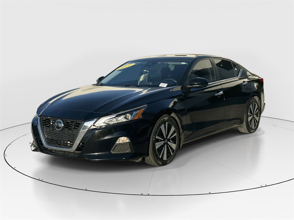 Used 2022 Nissan Altima 2.5 SV image 3