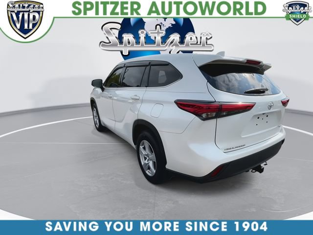 Used 2021 Toyota Highlander L FWD image 7