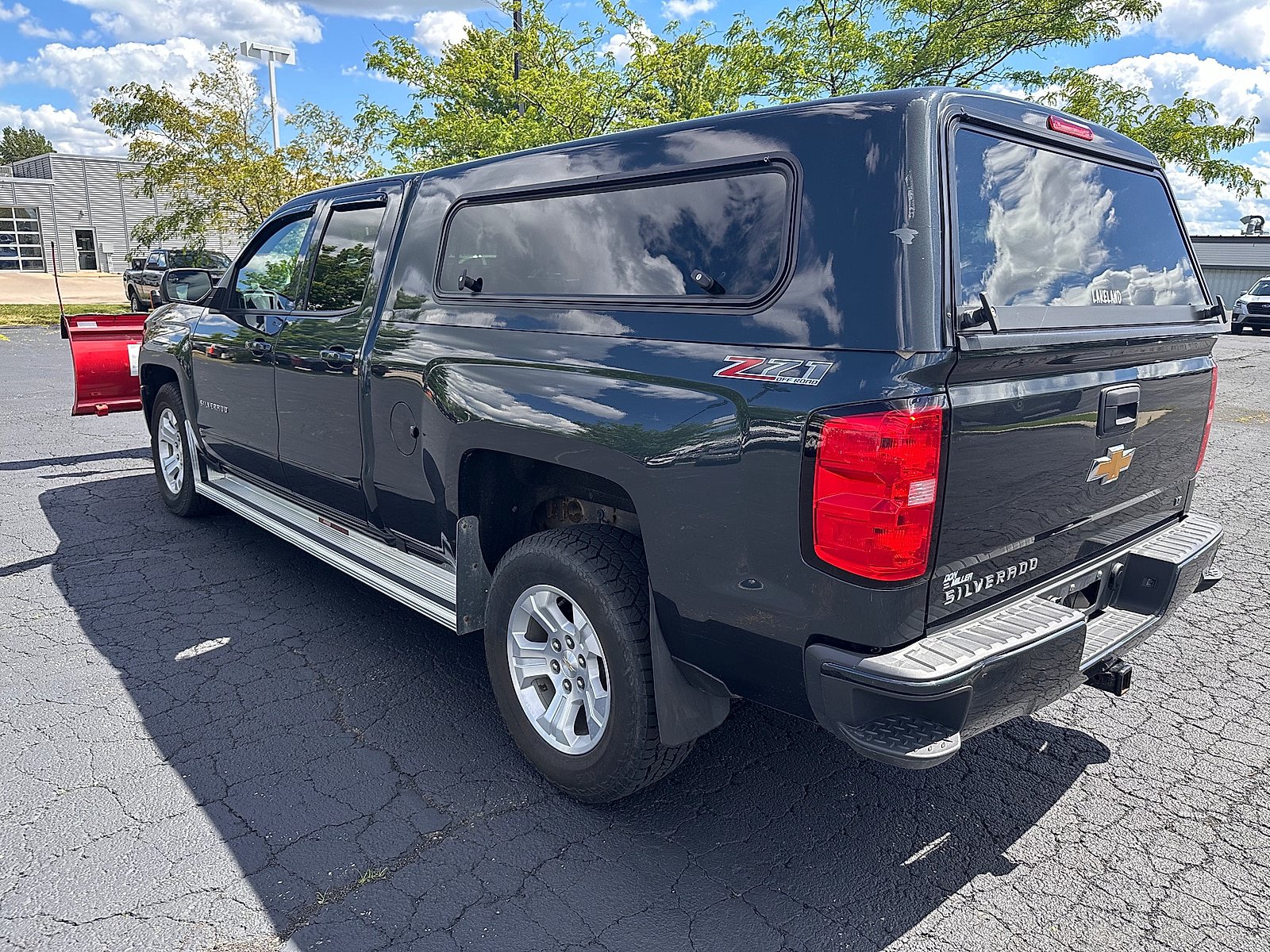 Used 2017 Chevrolet Silverado 1500 LT w/ All Star Edition AWD/4WD image 5