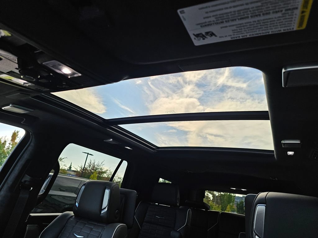 New 2026 Cadillac Escalade Platinum Sport AWD/4WD image 24