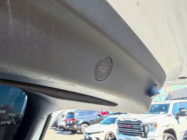 Used 2024 Tesla Model Y Performance image 29