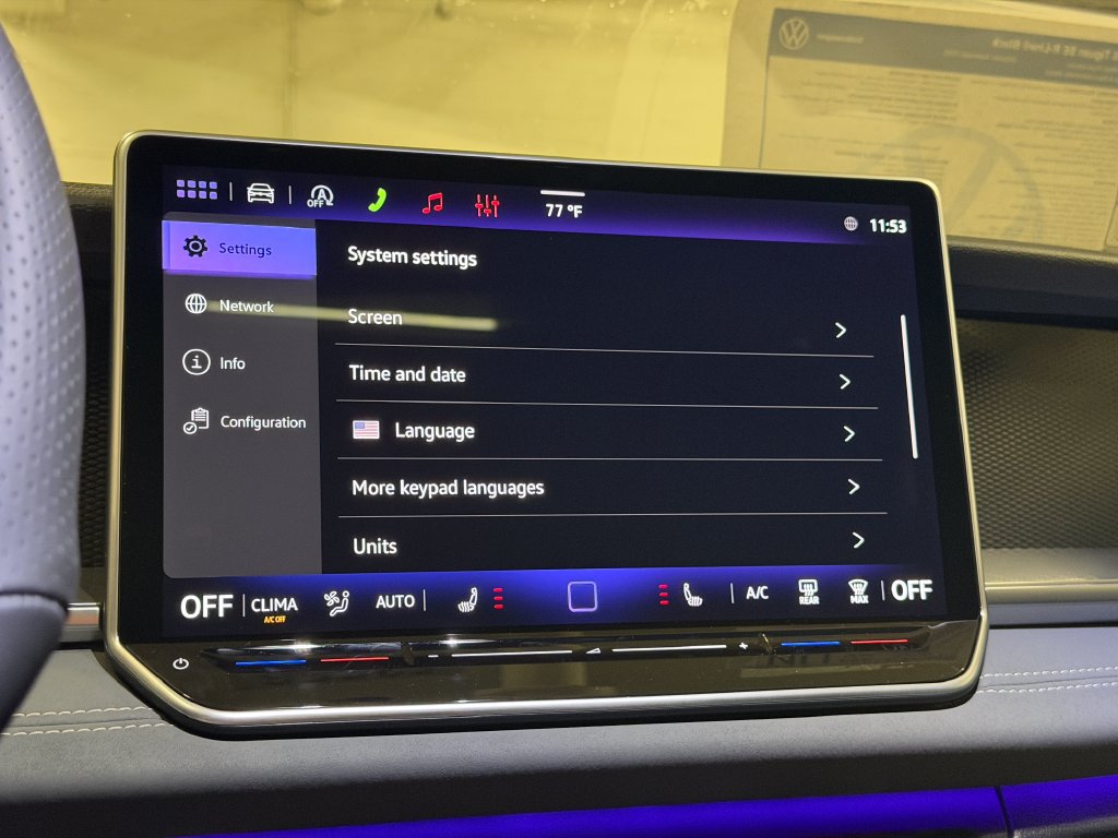 New 2026 Volkswagen Tiguan SE R-Line FWD image 16