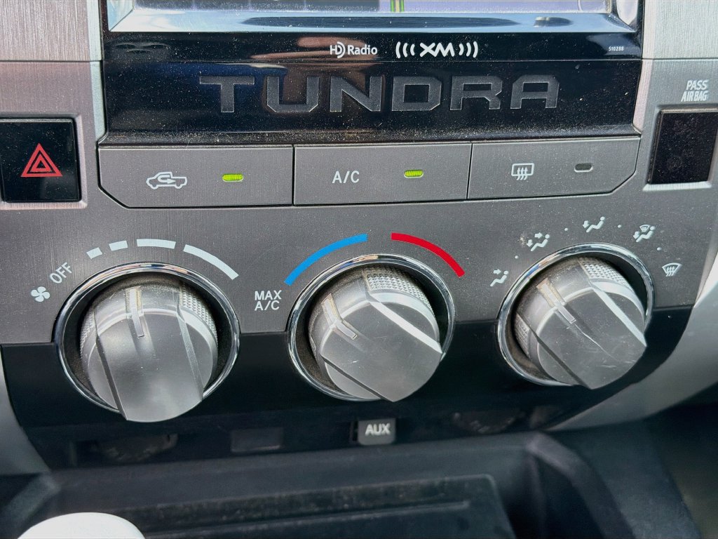 Used 2018 Toyota Tundra SR5 w/ TRD Off Road Package AWD/4WD image 18