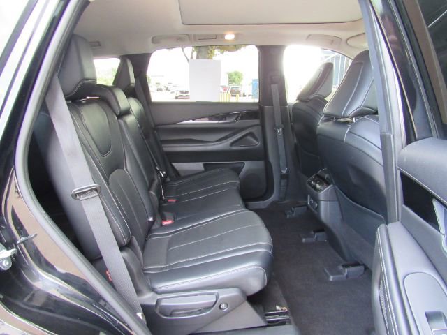 Used 2023 INFINITI QX60 Pure image 24