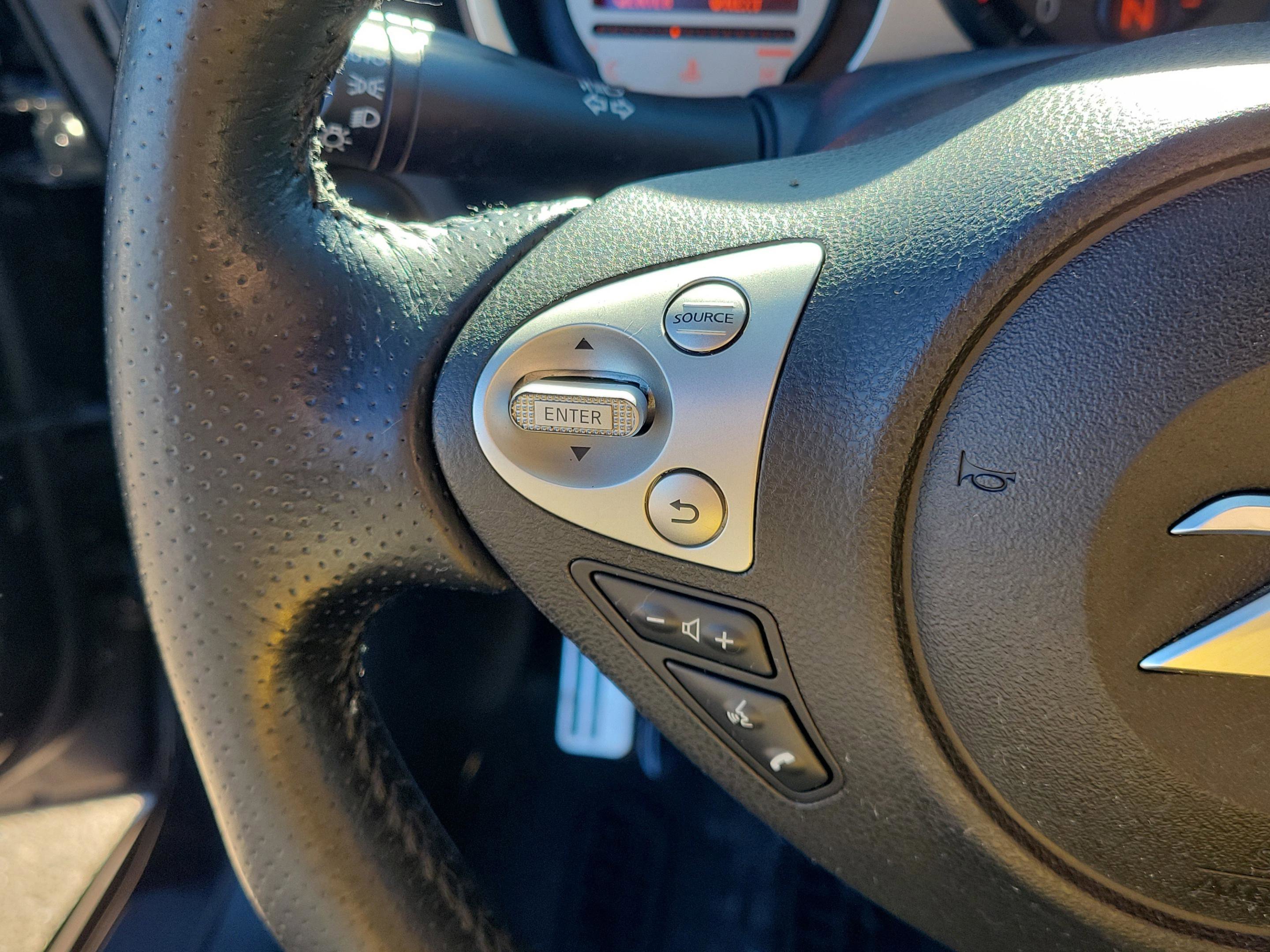 Used 2011 Nissan 370Z Touring w/ Sport Pkg image 20