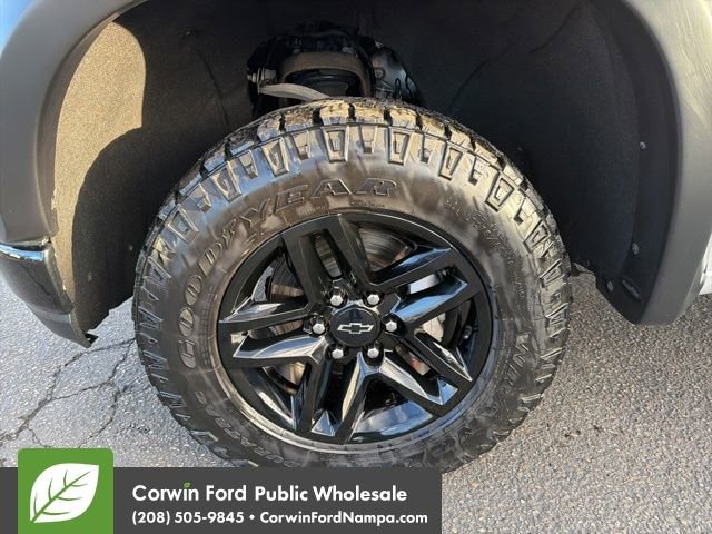 Used 2022 Chevrolet Silverado 1500 LT Trail Boss w/ Safety Package image 9