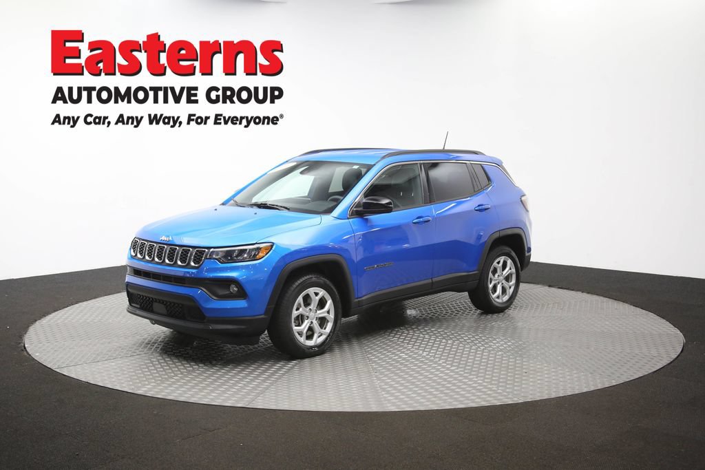 Used 2024 Jeep Compass Latitude AWD/4WD image 54