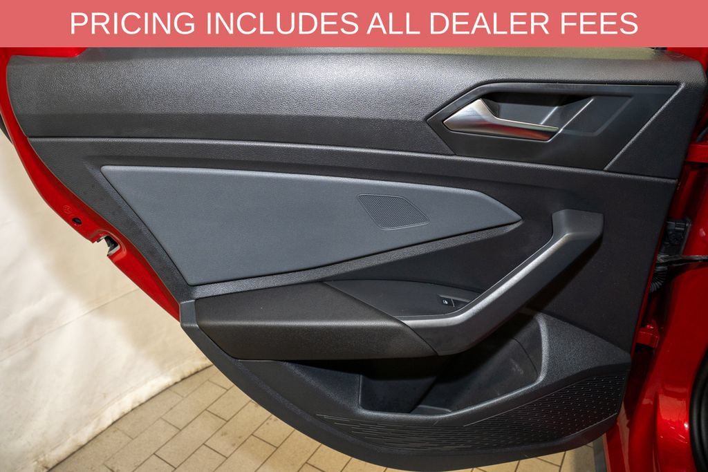 Used 2025 Volkswagen Jetta GLI Autobahn w/ GLI Black Package FWD image 10