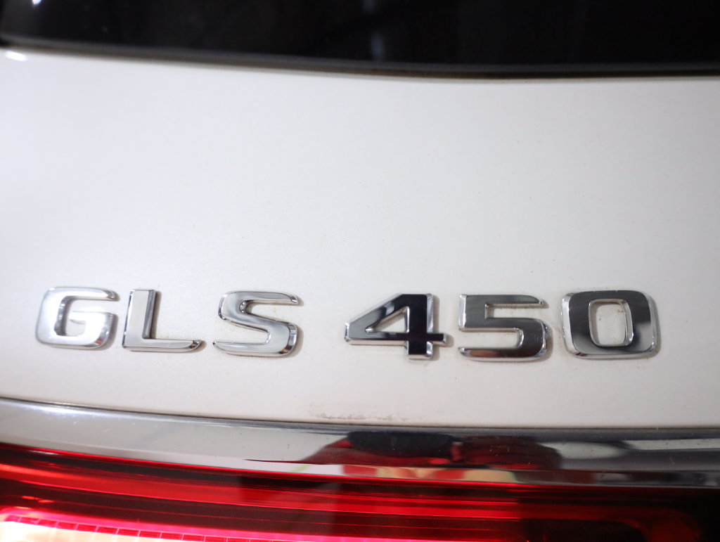 Used 2023 Mercedes-Benz GLS 450 4MATIC w/ AMG Line Exterior image 90