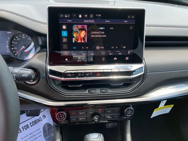 New 2026 Jeep Compass Latitude AWD/4WD image 17