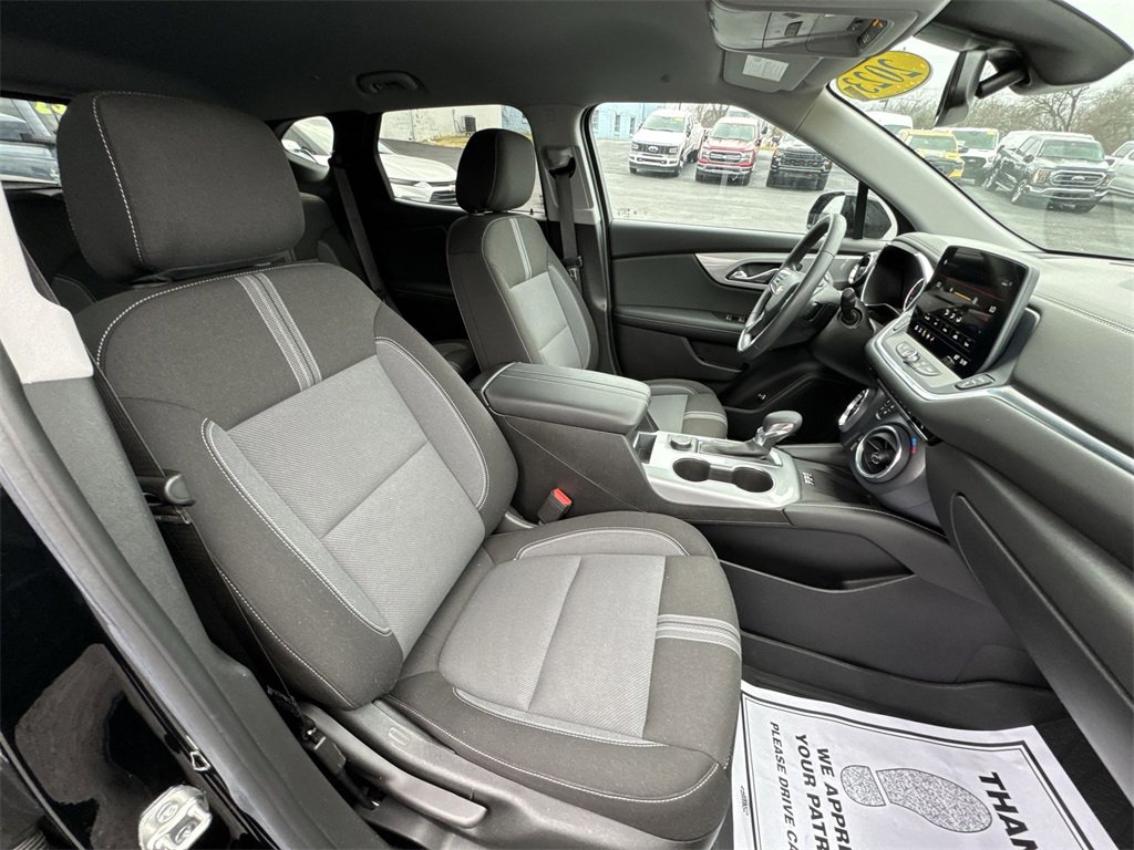 Used 2023 Chevrolet Blazer LT w/ Convenience Package image 24