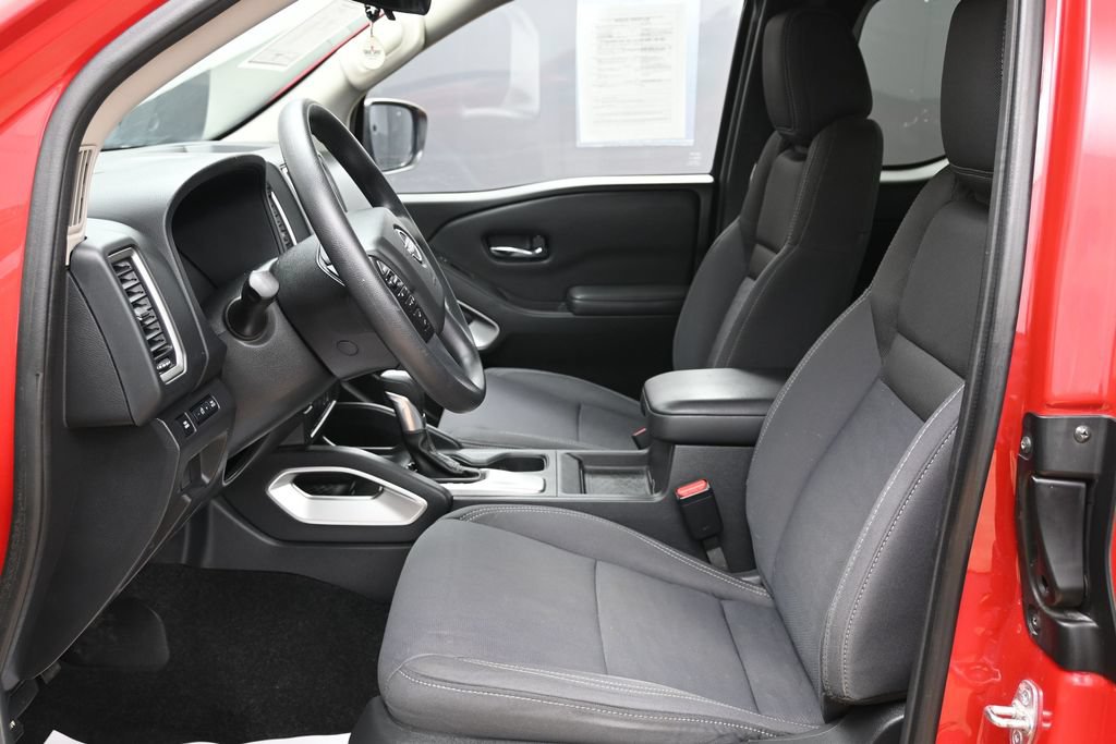 Used 2022 Nissan Frontier SV RWD image 16