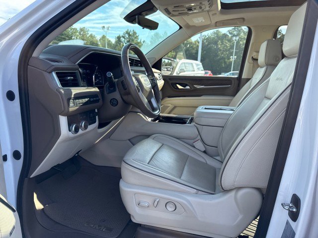 Used 2021 GMC Yukon Denali w/ Denali Ultimate Package image 24
